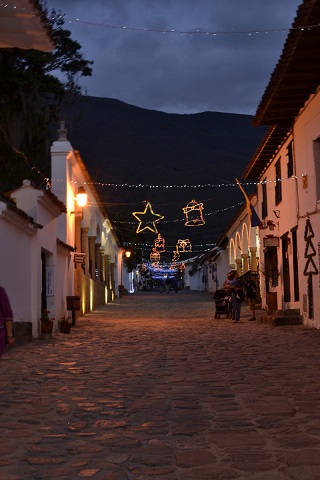 Calle de Villa de Leyva en navidad